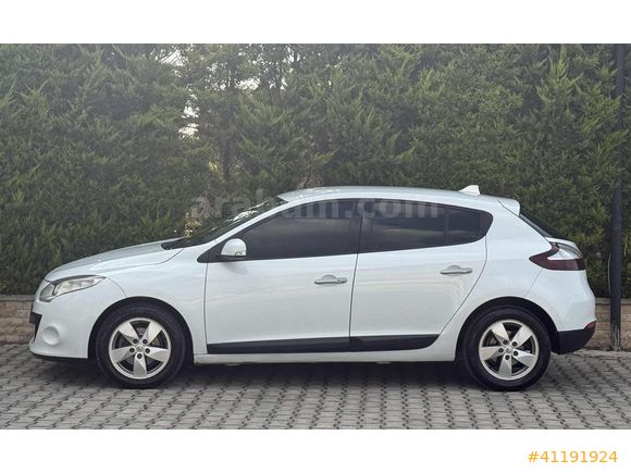 2010 MODEL 1.5 DİZEL 196.000 KM RENAULT MEGANE 3 105 HP