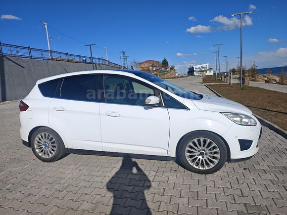 Sahibinden Ford C-Max 1.6 TDCi Titanium X 2013 Model  136.000 km Beyaz