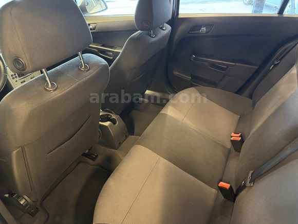 EA AUTO'DAN TEK PARÇA BOYALI DEĞİŞENSİZ TRAMERSİZ OTOMATİK