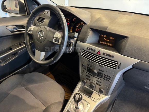 EA AUTO'DAN TEK PARÇA BOYALI DEĞİŞENSİZ TRAMERSİZ OTOMATİK