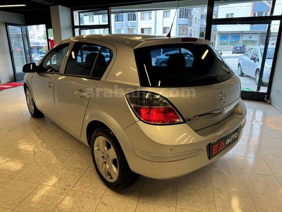EA AUTO'DAN TEK PARÇA BOYALI DEĞİŞENSİZ TRAMERSİZ OTOMATİK