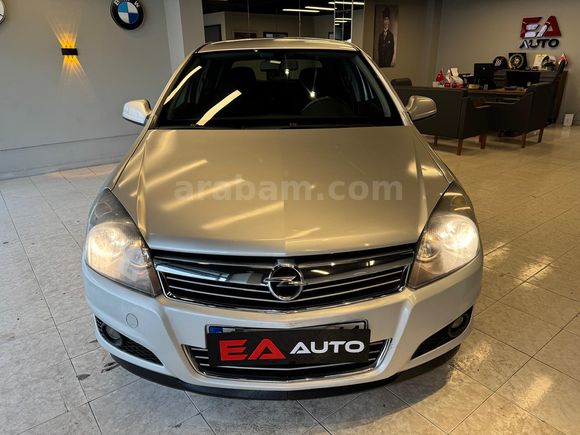 EA AUTO'DAN TEK PARÇA BOYALI DEĞİŞENSİZ TRAMERSİZ OTOMATİK