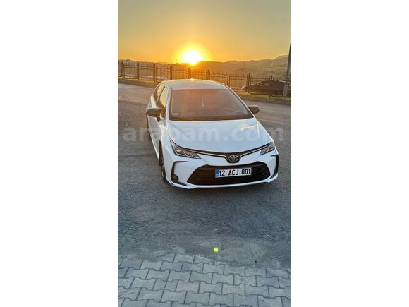 Sahibinden Toyota Corolla 1.5 Vision 2022 Model 