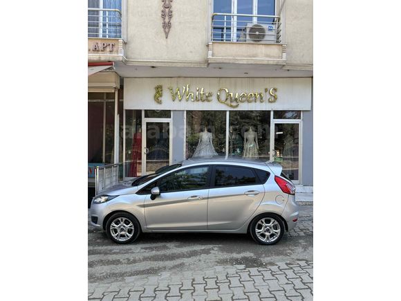 2014 Ford Fiesta Trend X 1.5 TDCi | Hız Sabitleyici | 129 Bin Km | Bakımlı