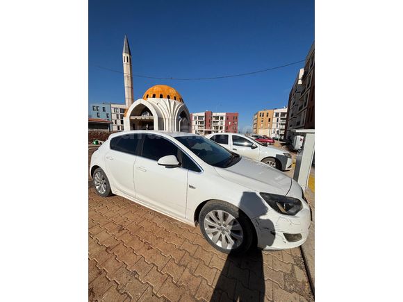 Sahibinden Opel Astra 1.4 T Cosmo 2011 Model