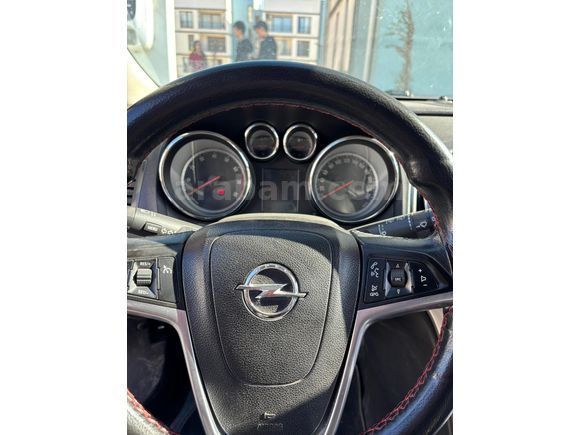 Sahibinden Opel Astra 1.4 T Cosmo 2011 Model