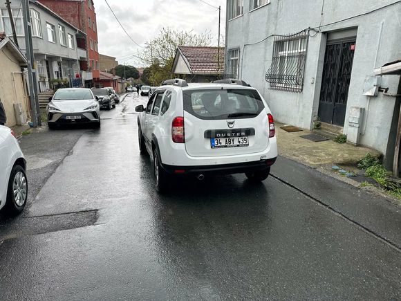 Sahibinden Dacia Duster 1.5 dCi Laureate 2017 Model  97.000 km Beyaz