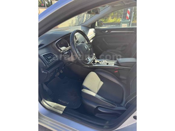 Sahibinden Renault Megane 1.5 dCi Icon 2020 Model 