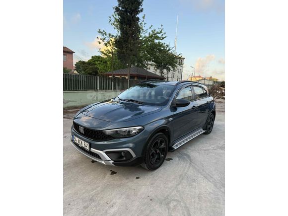 HATASIZ BOYASIZ 2024 FİAT EGEA CROSS 1.4 FİRE STREET LPG'Lİ