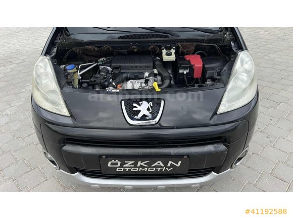 2011 MODEL PEUGEOT PARTNER 1.6HDİ PREMİUM PACK 110HP EMSALSİZ