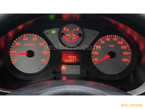2011 MODEL PEUGEOT PARTNER 1.6HDİ PREMİUM PACK 110HP EMSALSİZ