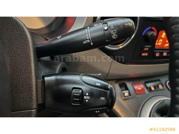 2011 MODEL PEUGEOT PARTNER 1.6HDİ PREMİUM PACK 110HP EMSALSİZ