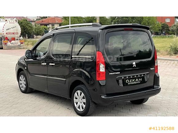 2011 MODEL PEUGEOT PARTNER 1.6HDİ PREMİUM PACK 110HP EMSALSİZ