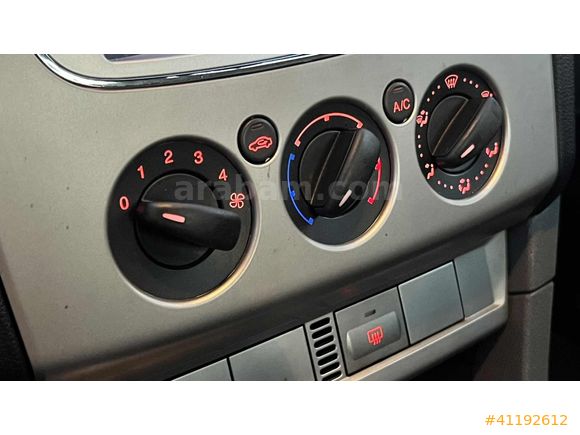 ÖZKAN'DAN 2011 FOCUS 1.6TDCİ COLLECTİON 90HP EMSALSİZ KONDİSYON