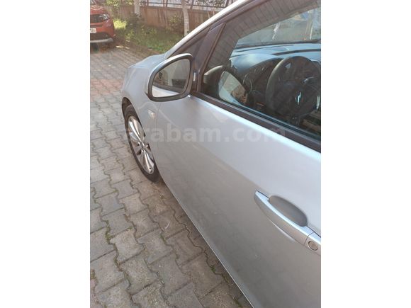 Sahibinden Opel Astra 1.3 CDTI Edition 2012 Model 118600km de