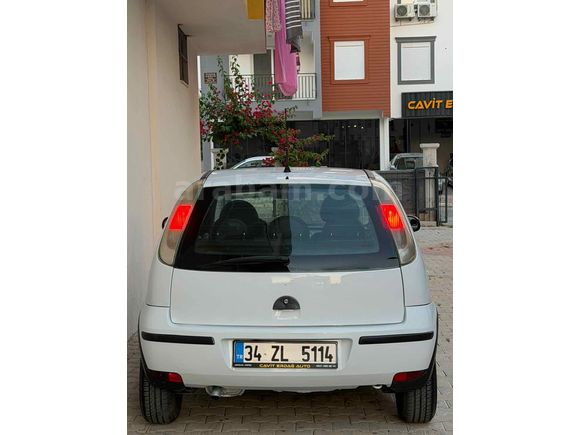 Galeriden Opel Corsa 1.3 CDTI Essentia 2004 Model Antalya