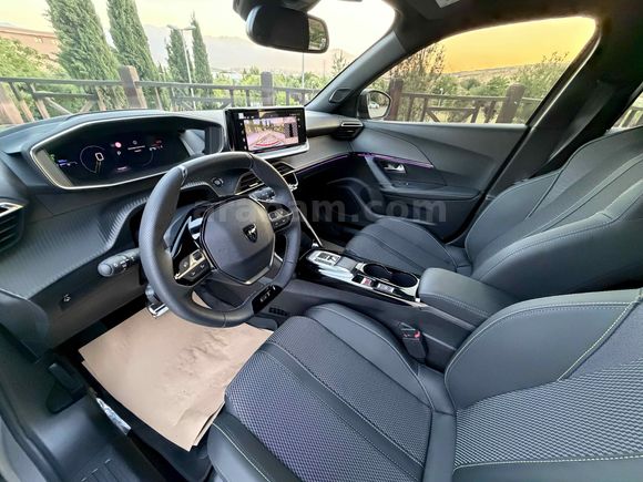 Galeriden Peugeot 2008 1.2 PureTech GT 2026 Model Denizli
