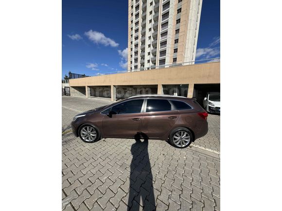 Sahibinden Kia Ceed 1.6 CRDi Concept SW 2012 Model 