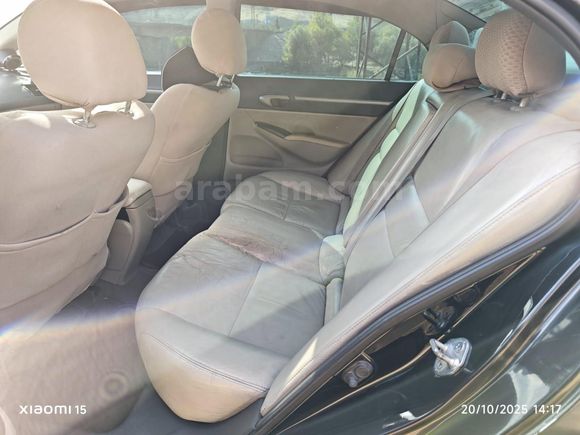 Sahibinden Honda Civic 1.6 Elegance 2011 Model  190.000 km Siyah