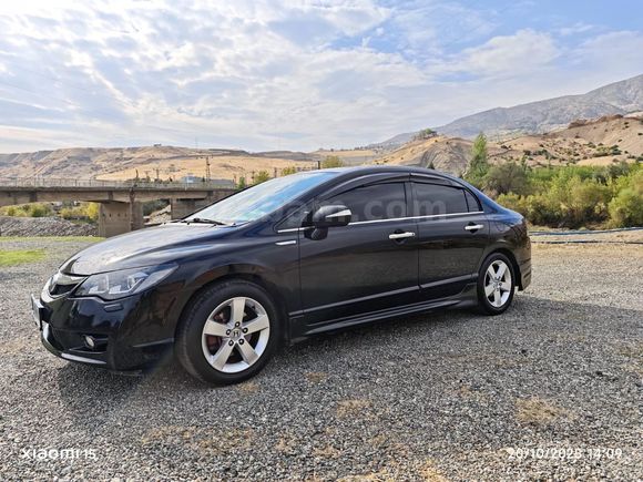 Sahibinden Honda Civic 1.6 Elegance 2011 Model  190.000 km Siyah