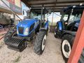 Galeriden New Holland TD90D Van