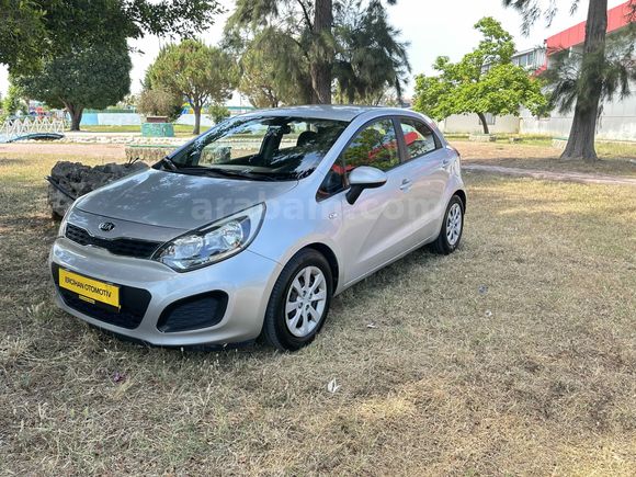 ERCİHAN OTOMOTİVDEN_KİA RİO__1.4 CRDİ__NATY___FULL PAKET___