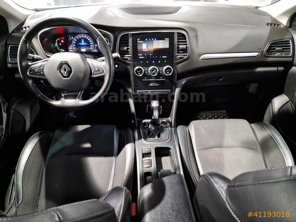MAİS İZMİR Megane Sedan 1.3 TCe Icon EDC