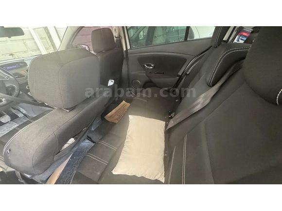 Sahibinden Renault Fluence 1.5 dCi Touch 2014 Model