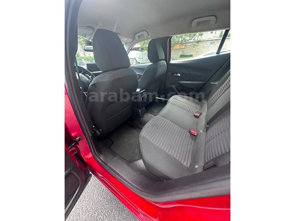 Sahibinden Peugeot 2008 1.5 BlueHDI Active 2021 Model 