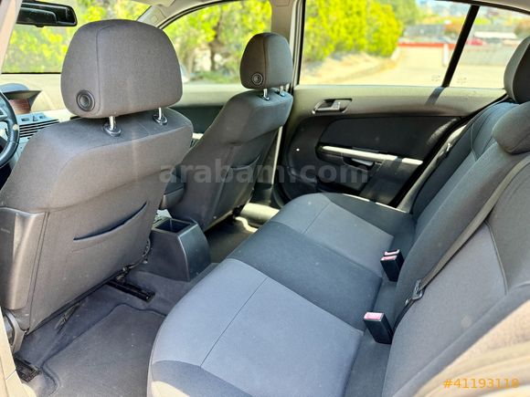 Emsalsiz Temizlikte 130 Bin Km Astra H 1.3 CDTI