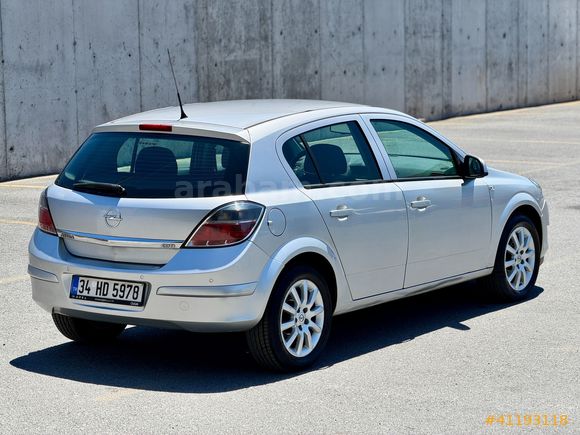 Emsalsiz Temizlikte 130 Bin Km Astra H 1.3 CDTI