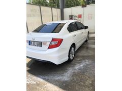 Sahibinden Honda Civic 1.6i VTEC Eco Elegance 2014 Model Ankara 136.000 km Beyaz