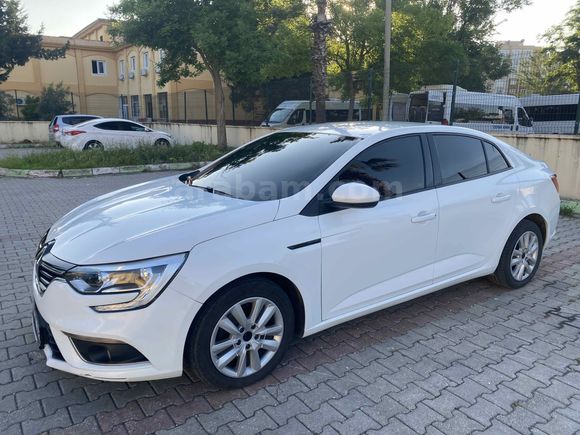 Sahibinden Renault Megane 1.3 TCe Joy 2020 Model 
