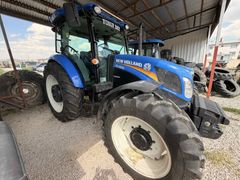Galeriden New Holland TD110D Van