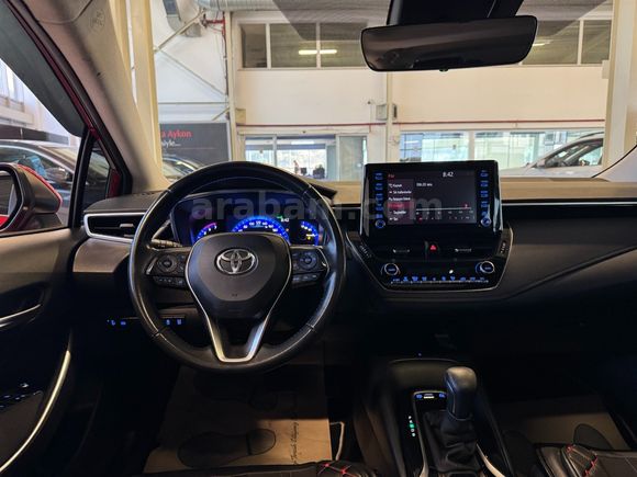 2020 TOYOTA COROLLA 1.8 HYBRID FLAME X-PACK E-CVT