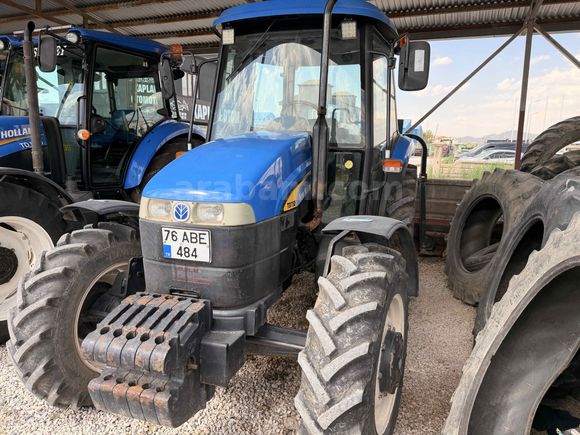 Galeriden New Holland TD75D Van
