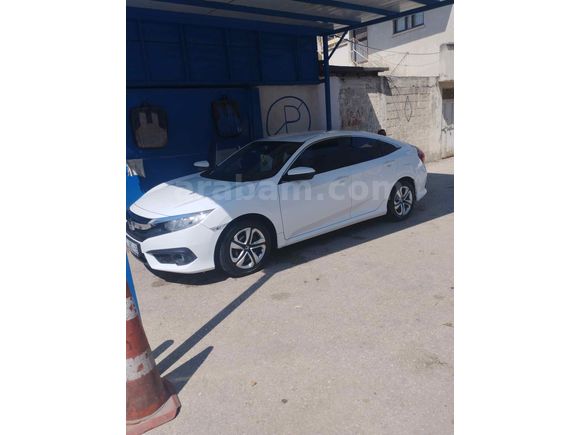 BOYASIZ 2018 MODEL 80 BİN KM DE HONDA CİVİC 1.6i DTEC 
