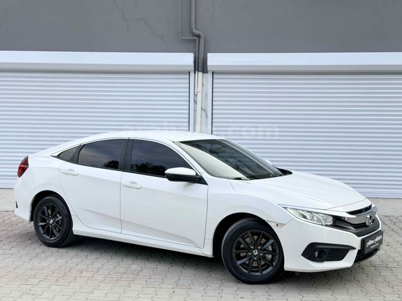 BOYASIZ 2018 MODEL 80 BİN KM DE HONDA CİVİC 1.6i DTEC 