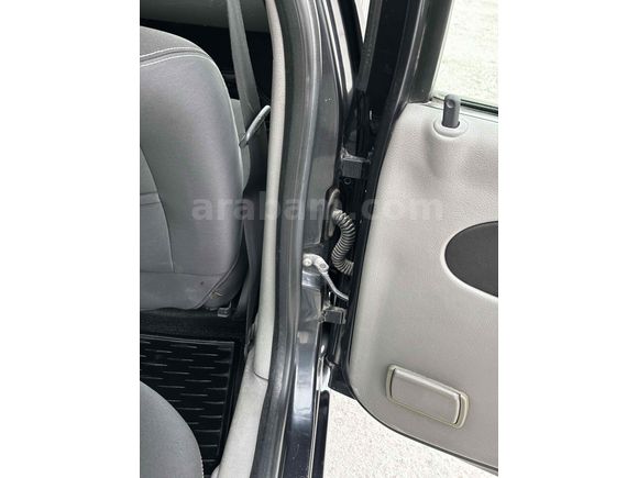 Sahibinden Renault Symbol 1.4 Expression Plus 2010 Model Bursa 240.000 km Füme