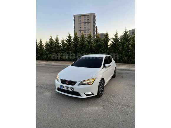 SAHİBİNDEN.   SEAT LEON 1.6 TDI CR STYLE 2013 MODEL.    PLAKA 27 BRT 50. KESİNLİKLE AĞIR HASARI YOKTUR.SAYFANIN EN DİP FİYATIDIR. PAZARLIK MEVCUTTUR.