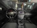 SAHİBİNDEN.   SEAT LEON 1.6 TDI CR STYLE 2013 MODEL.    PLAKA 27 BRT 50. KESİNLİKLE AĞIR HASARI YOKTUR.SAYFANIN EN DİP FİYATIDIR. PAZARLIK MEVCUTTUR.