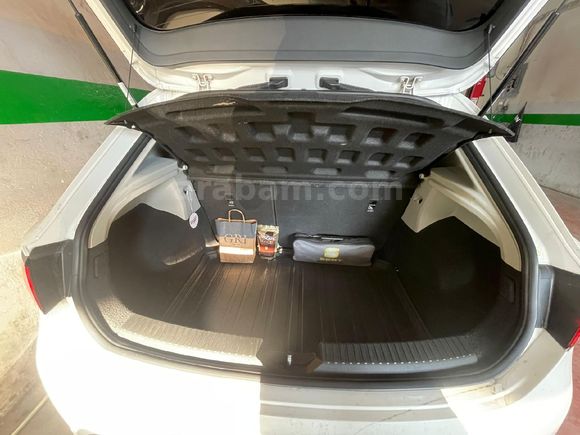 SAHİBİNDEN.   SEAT LEON 1.6 TDI CR STYLE 2013 MODEL.    PLAKA 27 BRT 50. KESİNLİKLE AĞIR HASARI YOKTUR.SAYFANIN EN DİP FİYATIDIR. PAZARLIK MEVCUTTUR.