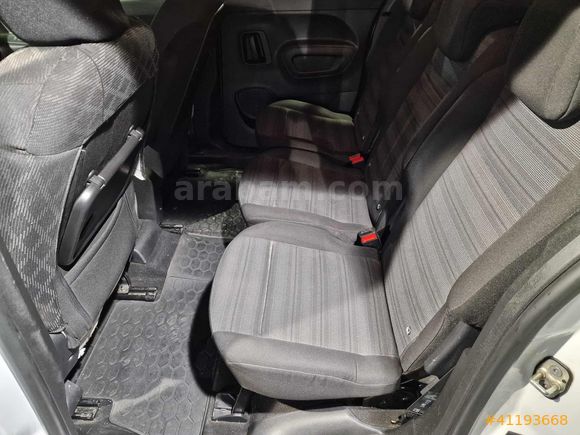 MAİS İZMİR Opel Combo Life 1.5 D Elegance
