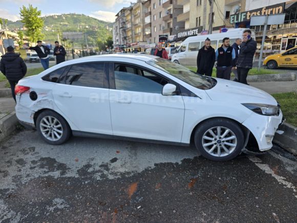 Sahibinden Ford Focus 1.5 TDCi Titanium 2017 Model