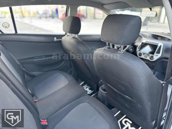 2014 MODEL i20 1.4 CRDI Jump BAKIMLI