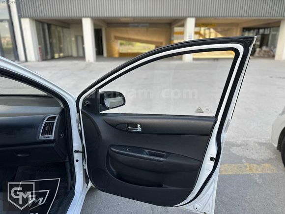 2014 MODEL i20 1.4 CRDI Jump BAKIMLI