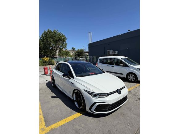 Sahibinden Volkswagen Golf 1.5 eTSI Style 2023 Model 