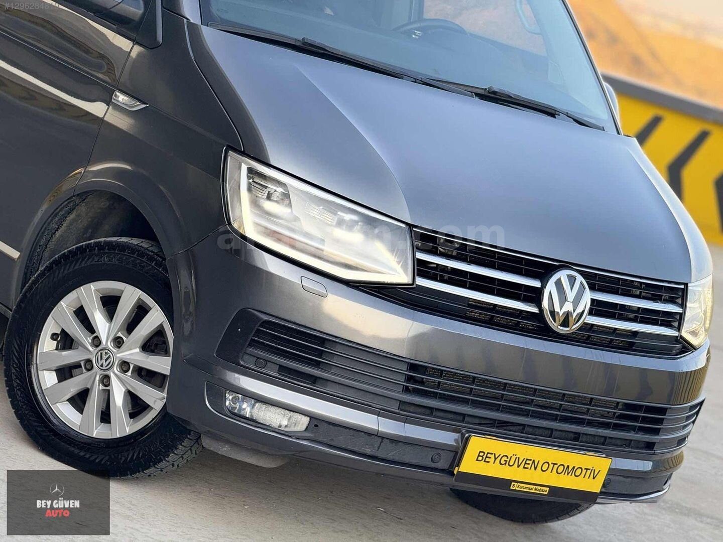 Galeriden Volkswagen Caravelle 2.0 TDI BMT Comfortline 2016 Model Ankara 282.000 km Füme 6