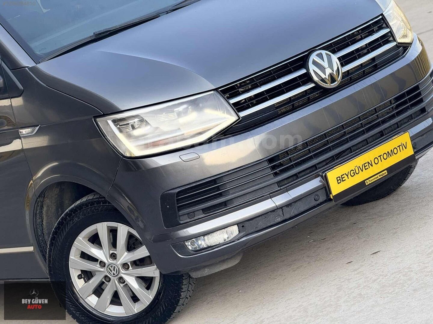 Galeriden Volkswagen Caravelle 2.0 TDI BMT Comfortline 2016 Model Ankara 282.000 km Füme 3