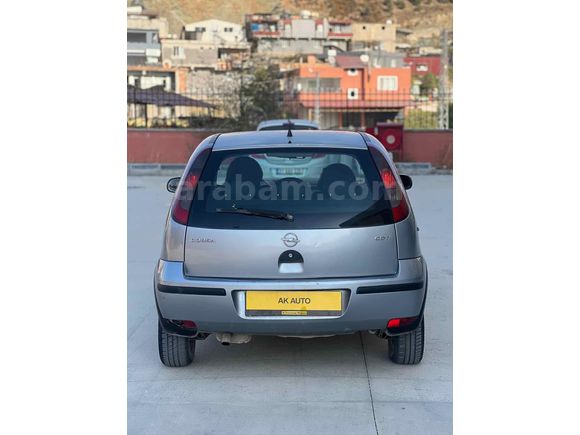 Galeriden Opel Corsa 1.3 CDTI Essentia 2005 Model Hatay